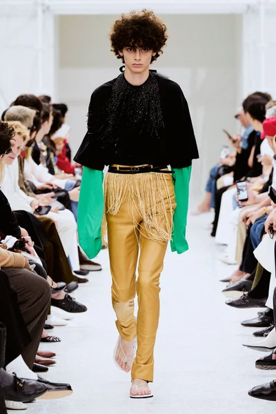 Look 51
